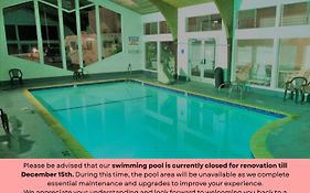 Stargazer Inn And Suites